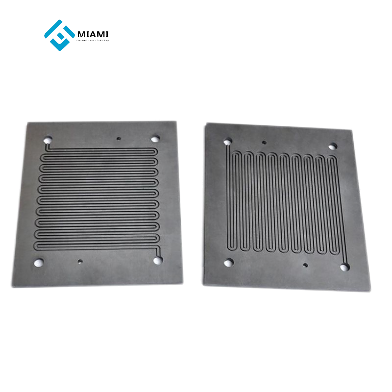 Ultratynn grafitt bipolar plate for lett design